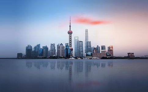 浦东最有潜力，有资本和想抢占市场的，可以提前布局